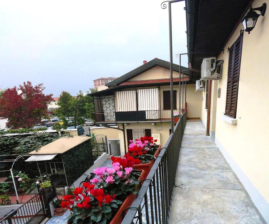 La Casa Di Margit Apartment Nova Milanese ภายนอก รูปภาพ