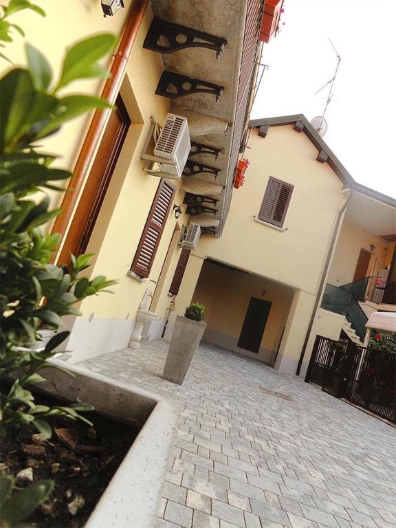 La Casa Di Margit Apartment Nova Milanese ภายนอก รูปภาพ